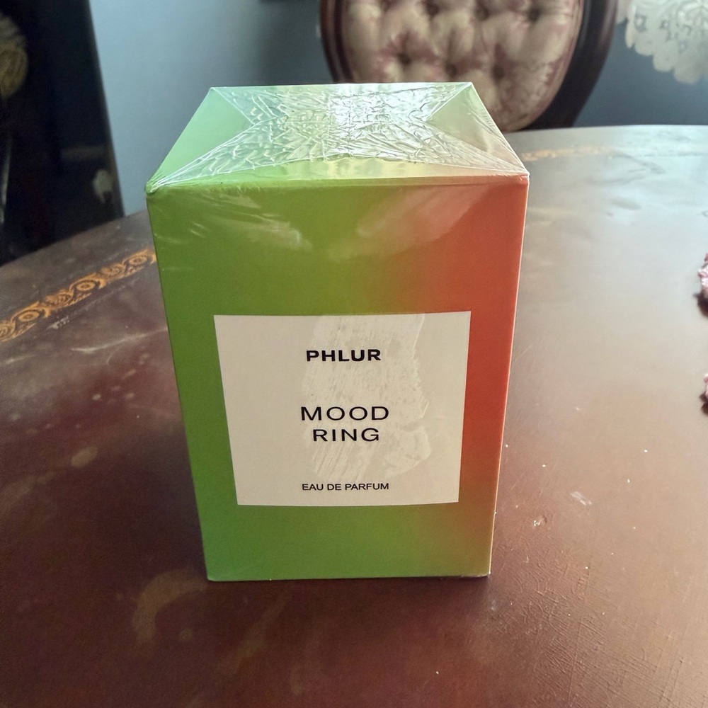 Phlur Mood Ring Eau de Parfum 1.7 FL OZ brand new sealed box! Lowest price - Picture 4 of 7